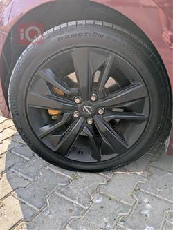 نيسان ماكسيما